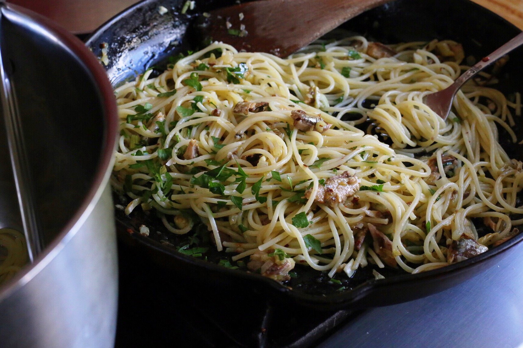 Quick mid-week pasta for dinner, with healthy sardines and 